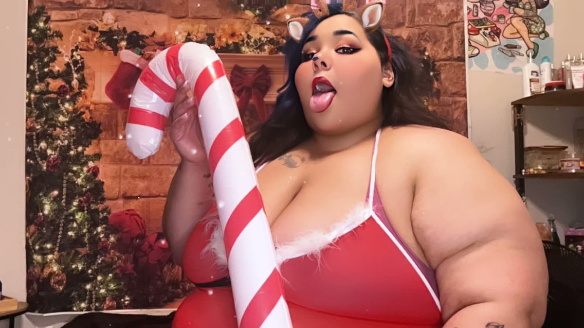 𝒗𝒊𝒙𝒊𝒆 𝒋𝒂𝒚𝒅𝒆 🍒 tweet media