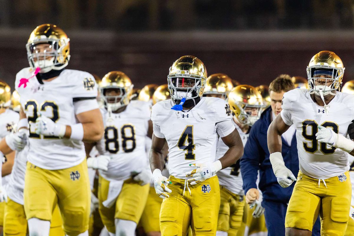 ITIK_B's tweet photo. Marquis, Rob, and Khari chopped it up about the craziness in Cleveland around Shedeur Sanders, got into it over Notre Dame getting left out of the playoff, and talked about old people/teams being washed.

@kdthompson5 @RobJLane @1QUISington 

https://t.co/1bisle7X0j https://t.co/AZ9Shg9xOZ
