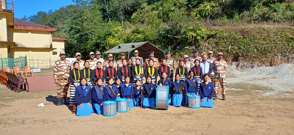 श्री अमिताभ गुप्ता, IPS, IG NE Ftr, #ITBP ने 59 BN के अग्रिम क्षेत्रों का भ्रमण किया। उन्होंने ऑपरेशनल तैयारी एवं इंफ्रास्ट्रक्चर की समीक्षा की तथा हिमवीरों से भेंट कर उनका उत्साहवर्धन किया।
#Himveers