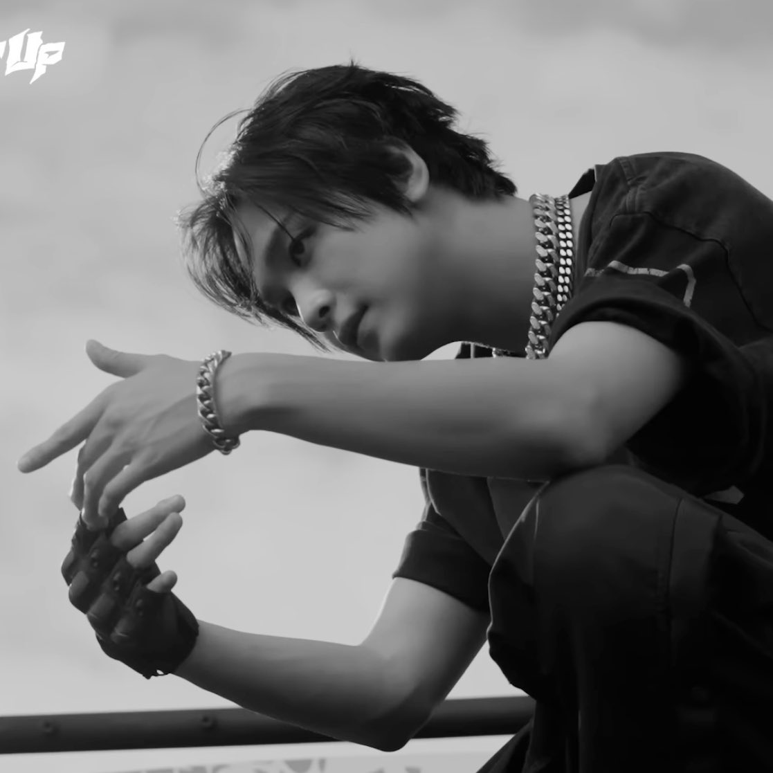 callauri_'s tweet image. Pacarku mode preman nih bos