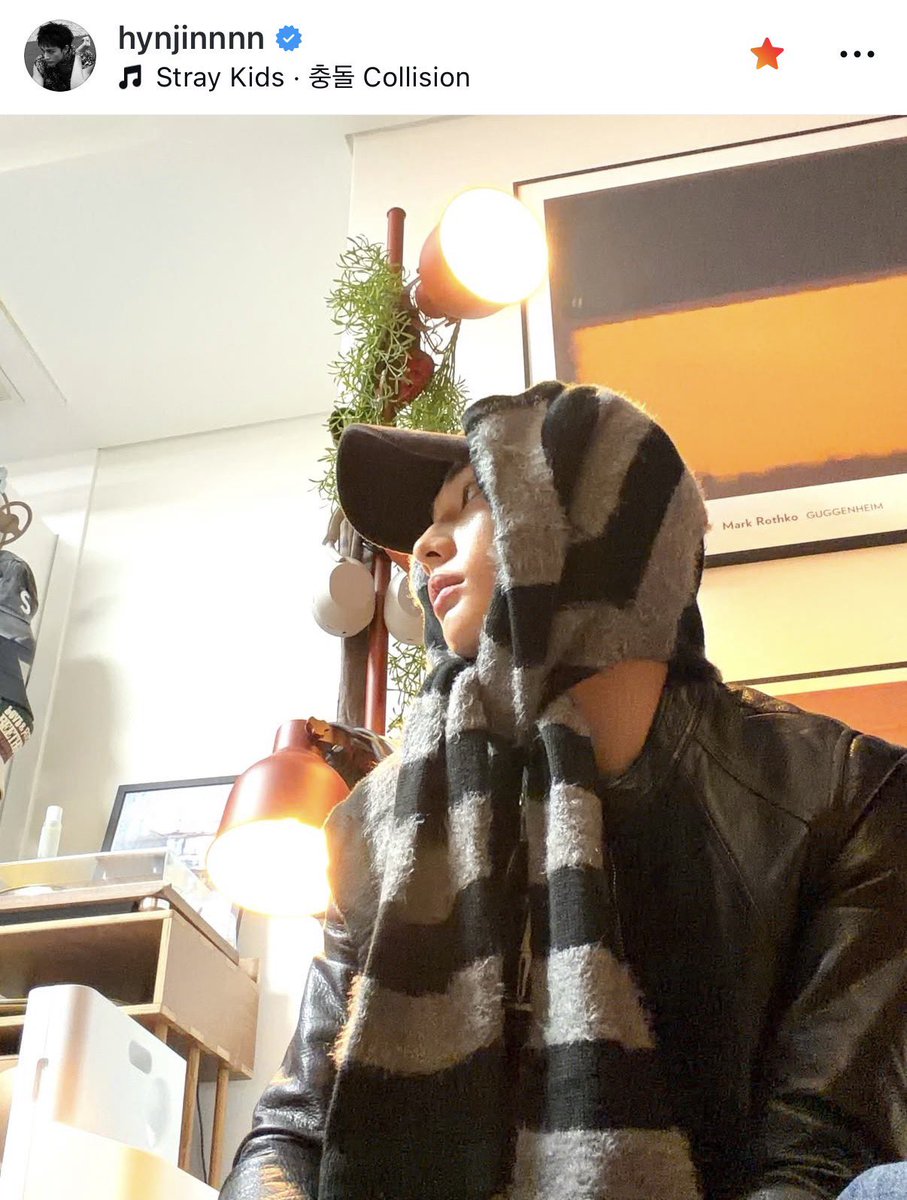 linoluhvs's tweet image. hes gonna make sure everybody remembers hes the og hanpop fan