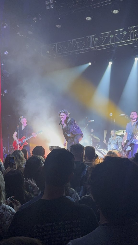 I was starting to question it when I landed in the Denver airport. But seeing <a href="/williambeckett/">William Beckett</a> with <a href="/TheAcademyIs/">The Academy Is...</a> was so worth this pit stop from CA to TX.