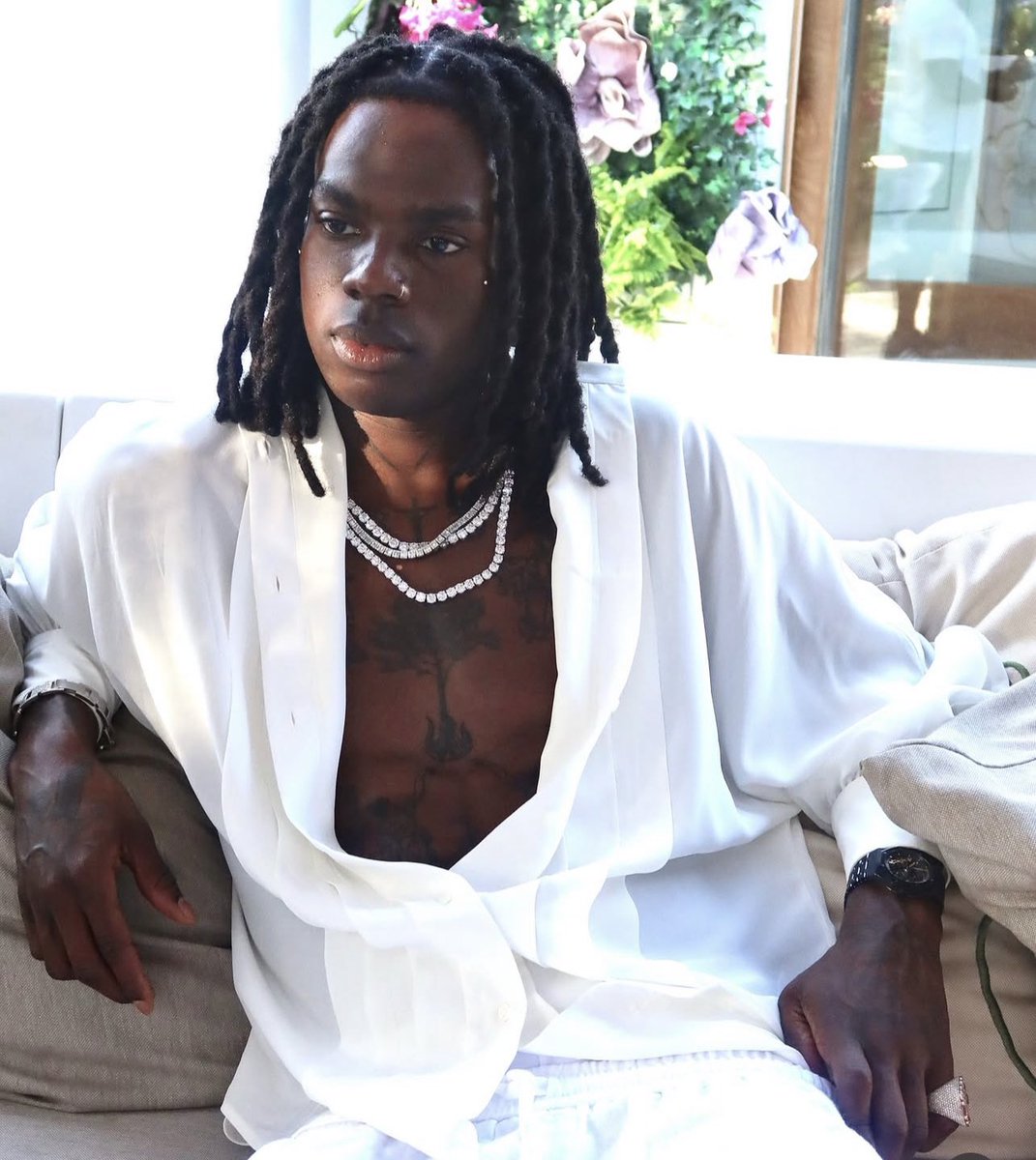 bigwiziii's tweet image. Delete one