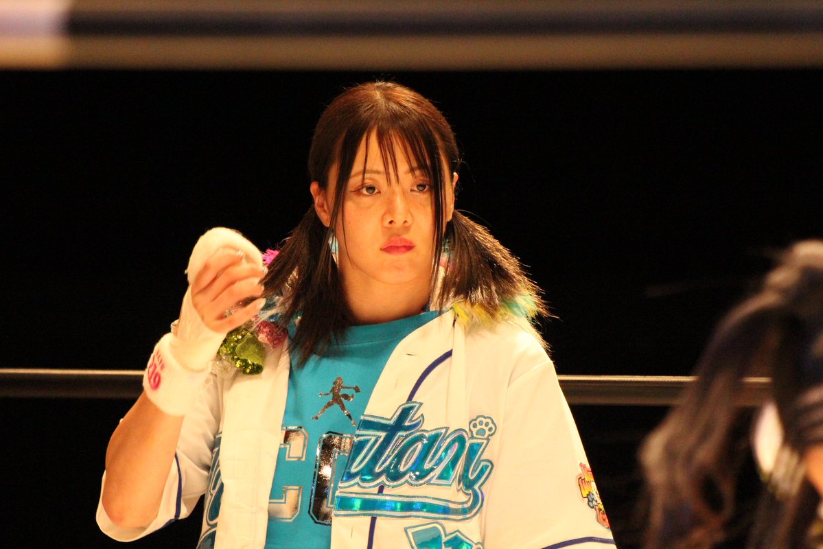 2025.12.13 マリーゴールド 176BOX リストバンド投げ #岩谷麻優 選手