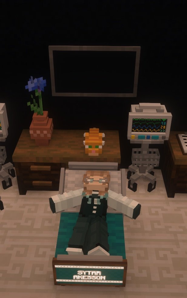 Lexa_Harmony's tweet image. 🪴💉: No pude pelear, no estuve en el frente protegiendo a las más débiles porque soy una de ellas pero pude ayudar a que los demás pelearán, cuandoles. Arthur, de verdad algún día te enamores de alguien y que sea correspondido. Te amo mi niño ❄️🪴
*Desconexión*
#LifeOfFarce #LOF