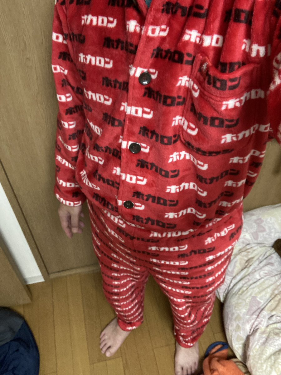 nyd5595's tweet photo. 冷え込んできたのでコレを着た https://t.co/V7mPNqW4Tf