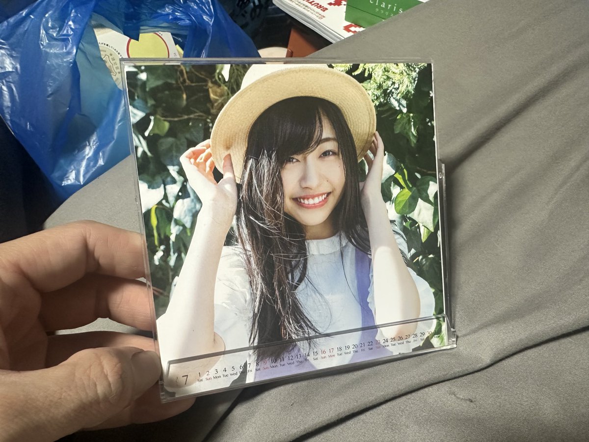 鈴木裕乃さんカレンダー。懐かしい。