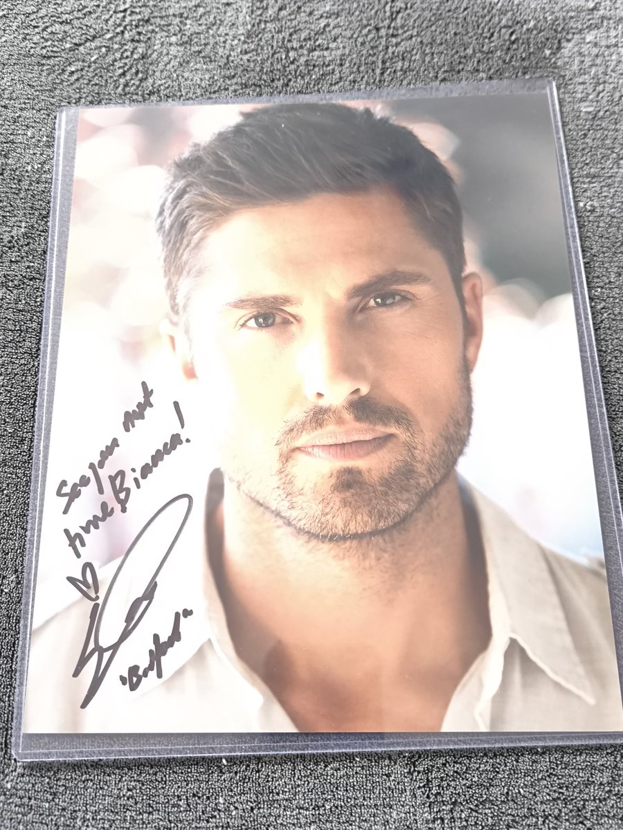 BiancaK1979's tweet photo. Omg Thank you so ve...............ry much., @EricWinter1 I am in tears right now. Thanks for writing #seeyounexttime that was with purpose as a motivational speech to me that i should never give Up and meet you one day 🩵🩵🩵 https://t.co/CgD2jQfmEh