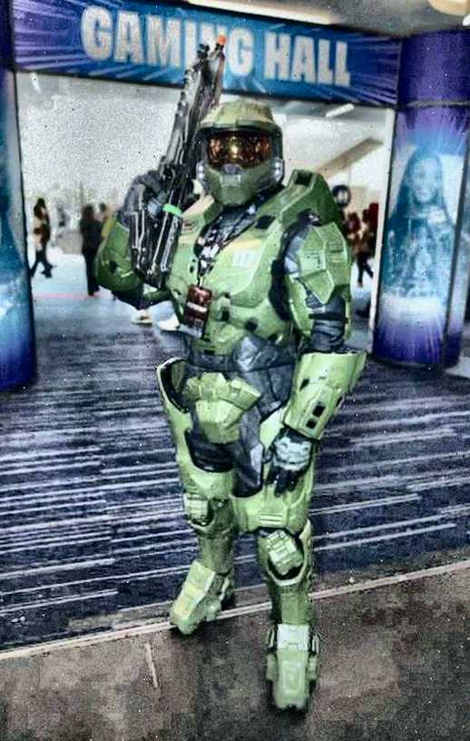 FireSteel7's tweet image. Elon Musk Questions Identical Phrasing in Legacy Media is sparking debate about media bias and narrative control. It's interesting to see how different outlets frame the same stories. What do you think?