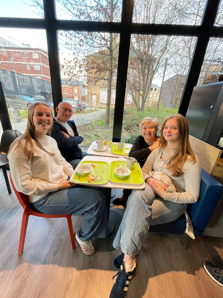 bowerparkac's tweet photo. Breakfast with the locals, Cathedral, tour of the old town, shopping on Amiens market #powerofbower https://t.co/IUCejSZrOd