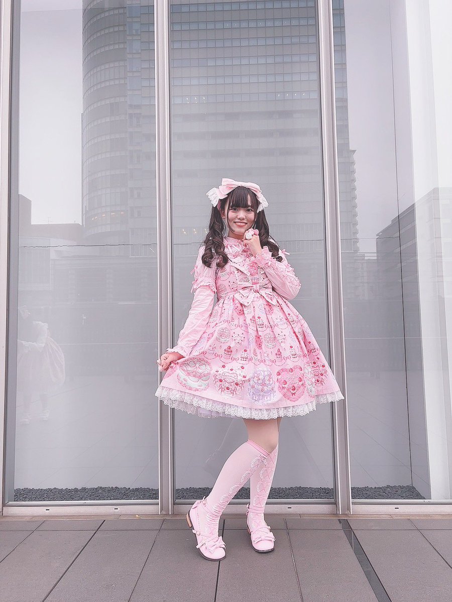 今日のさやや. .ᕱ🎀ᕱ Angelic PrettyのHappy Cake ジャンパー