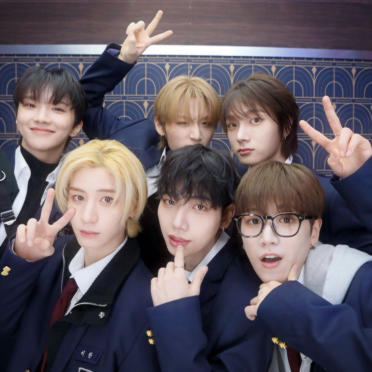 myunglovesick's tweet photo. 오알럽이 단순히 노래만 좋아서 인기가 많았던 활동이 아니라는 것을 명심하길 바란다 https://t.co/cR9jpB0v0G