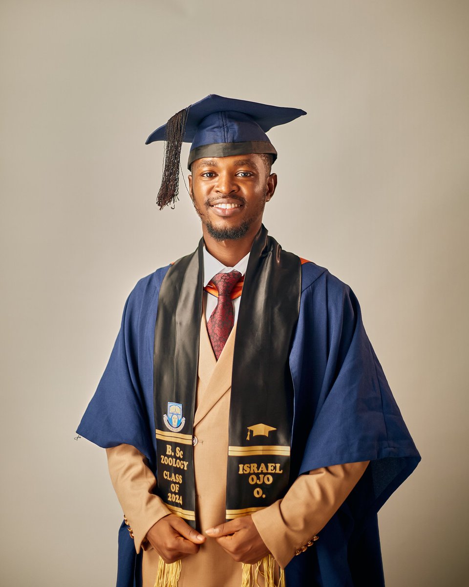 La_Prof_Oj's tweet photo. I hope I'm not too late! 😂😂

A journey of 6 years has finally come to an end! 

B. Sc. bagged! 🎓🎓
First Class Honours.
Obafemi Awolowo University.

Glory be to God. Hallelujah! 🙌🏻
I came..
I saw..
And I can say, I fought a pretty good fight! 😌😌

Thank youuuuu Jesus! 🥳🥳🥳 https://t.co/6H4xVp1mEy