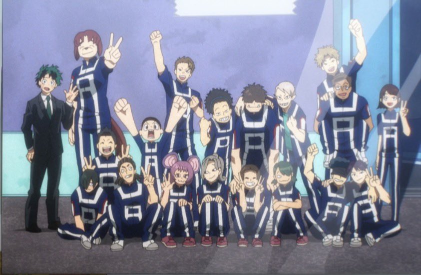 izukucqre's tweet image. izuku sensei could fit in my pocket 😭