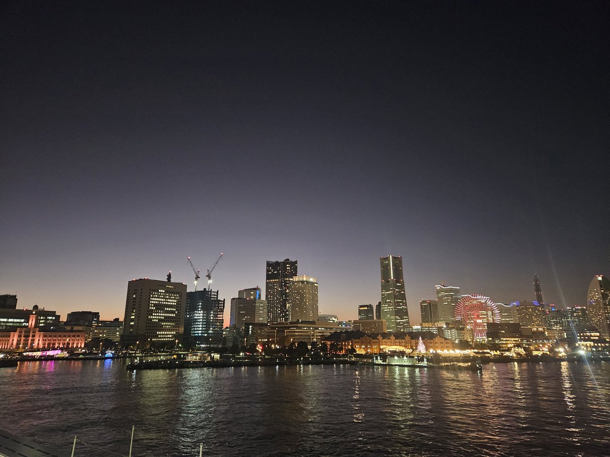 ケイさん、鹿野さん、今村さん、ヒロキングさん、低音ファミリーの