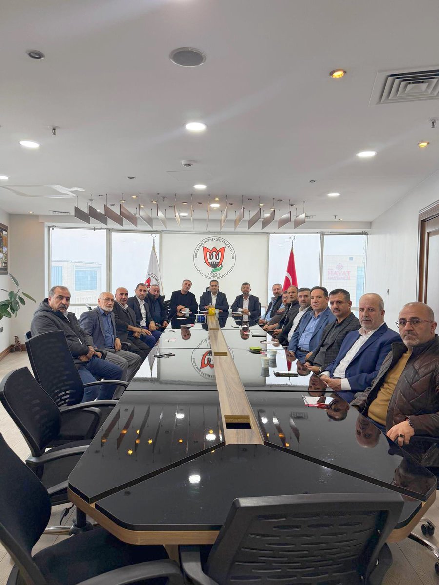 MusDerFed's tweet photo. 📍 Muş Dernekleri Federasyonu İlk Toplantısını Gerçekleştirdi

Muş Dernekleri Federasyonu olarak, Başkanımız Av. Mehmet Türker başkanlığında,
federasyon merkezimizde tüm üye derneklerimizin katılımıyla ilk yönetim kurulu toplantımızı gerçekleştirdik.

Başkan: Av. Mehmet TÜRKER https://t.co/cQwHRE3lJP