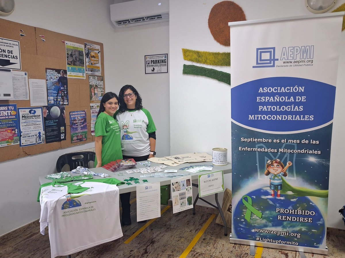 AEPMI's tweet photo. Guardamar del Segura se une hoy al reto por las #Enfermedadesmitocondriales gracias a Manolo Macía quien tratará de completar 14.400mts nadando en una sola jornada https://t.co/Eqzg23fjWE
