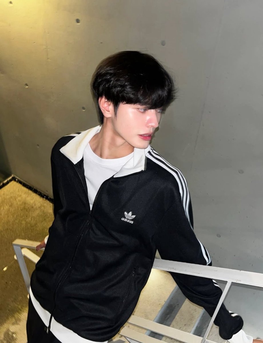 A Dang Hong Hai appreciation thread because people are too comfortable disrespecting him on the TL.💔