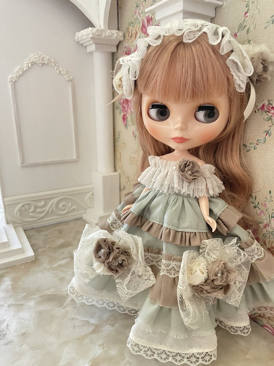 タグつけ忘れてしまいましたので、
もう一度…。

アイドール東京、私のドレスは、
<a href="/xxbettyrosexx/">★BettyRose★札幌ドールshopオーナー&ディーラー</a> 様のブースに置かせてもらってます🙏

ご覧いただけたら嬉しいです。