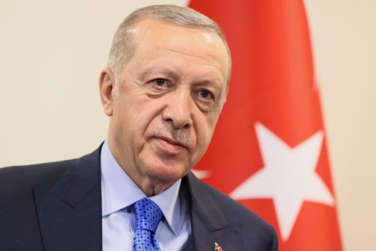 vesti__az's tweet photo. 🇹🇷🇪🇺Президент Турции @RTErdogan заявил, что Анкара уже около 50 лет сталкивается с препятствиями и затягиванием процесса вступления в Европейский союз.
#TurkeyEU #Erdogan #EUAccession https://t.co/IDLmyHg1v0