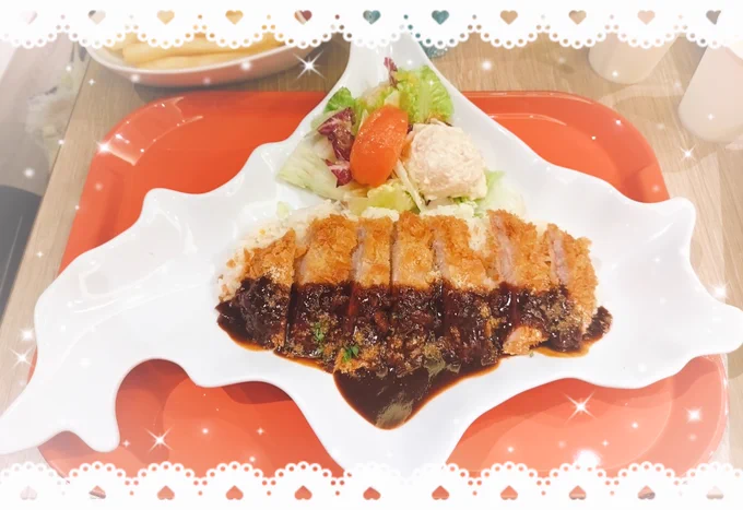 いももちにアイス乗っけたスイーツが美味しすぎて…