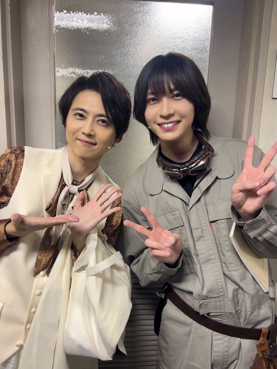 0621Hiro0621's tweet photo. #戯曲音劇モモ
ご来場ありがとうございました！！
いい緊張感の中臨めました！！！

何度もお会いしてるけどお芝居での共演が初めてだった北村諒さん！！

何度か作品を通して接点はあったけど、ようやくお会いできた梶裕貴さん！！

素敵な皆様と共演できて嬉しかったです！！ https://t.co/93VjVedAof