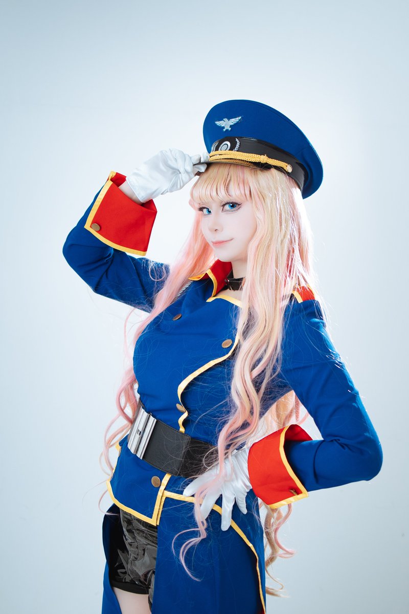 しぇりる～～！！好きだ～～！！！！他のお衣装もたくさんやってほしい