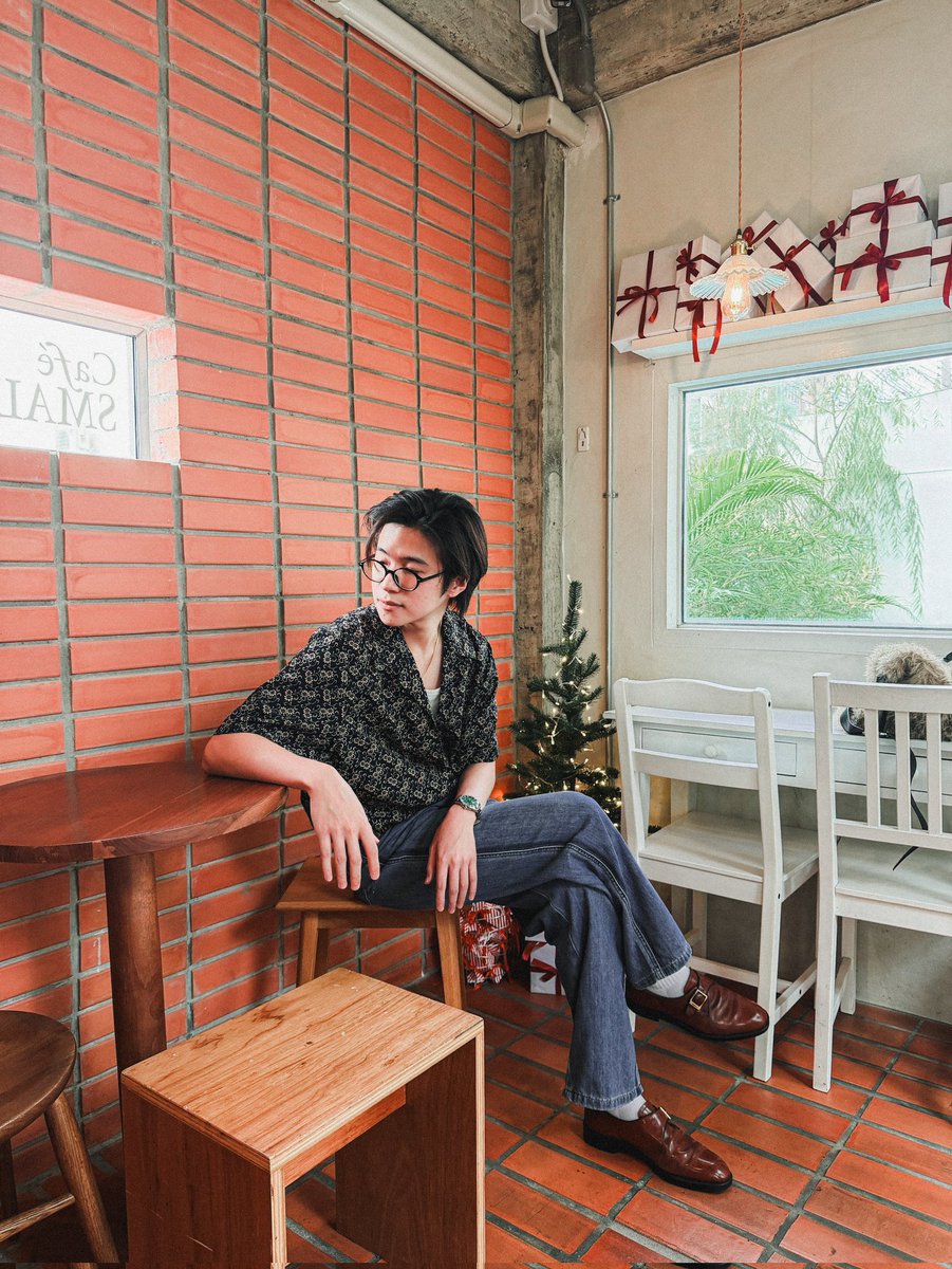 rathavit1997's tweet image. รวมมิตรรูป

ปล. ไม่ใช่ไม่คิดถึง ไม่อยากเจอนะ แต่แค่อดทนรอ พร้อมกระโดดกอดดด 🤩😘

#คนของแปลน