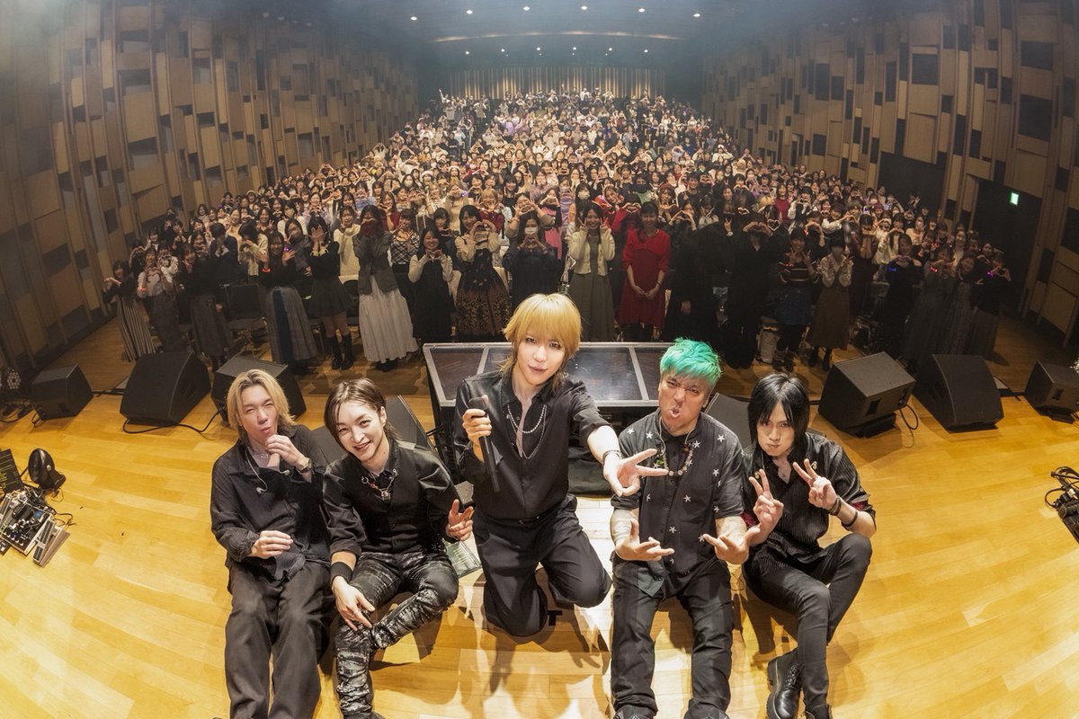 STAFF] ＜Mao's X'mas Premium Live 2025＞ 2025年12月13日（土）大手