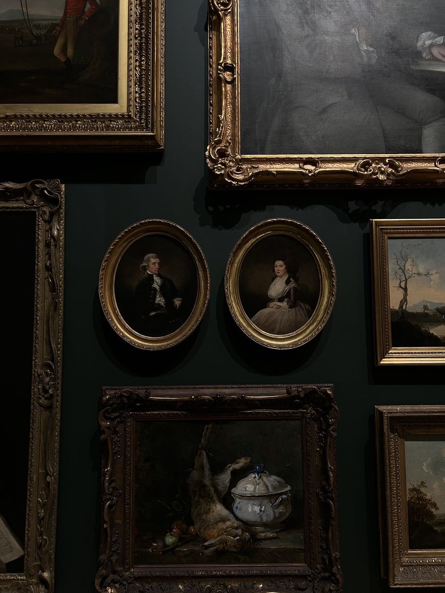 Ruesthetiic's tweet photo. — A day spent at the museum. ♡ https://t.co/JNFlH8akg9