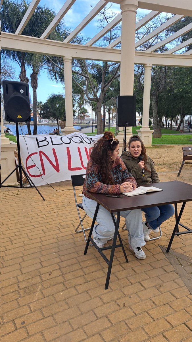 Jessi, vecina del #BloqueEnLucha

"La vivienda no puede ser un privilegio, por eso peleamos, por eso nos quedmos"

#NosQuedamos