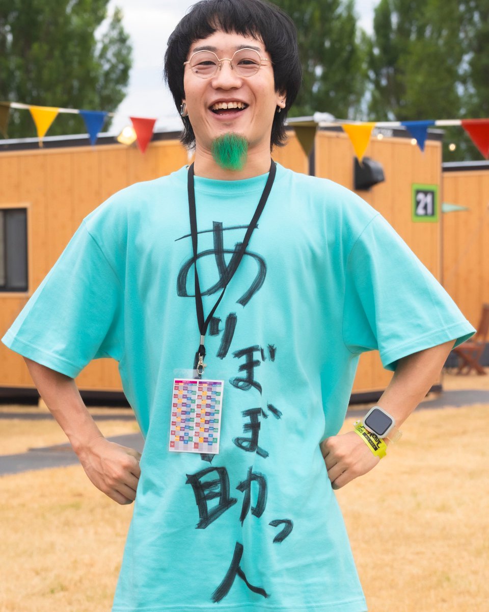 _560's tweet photo. 助っ人の発表から今日まで、顧客を筆頭に皆さんたくさんの温かいメッセージありがとうございました！

これからまたありぼぼの居る完全体ヤバTのライブ楽しみだね！

←任務初日JOIN ALIVE
(リハで2曲だけ演奏)
→任務終日 響都超特急
(ありぼぼのｽﾏﾎ預かって袖で観てただけ)

(演奏した日もある) https://t.co/suQUvPfa1I