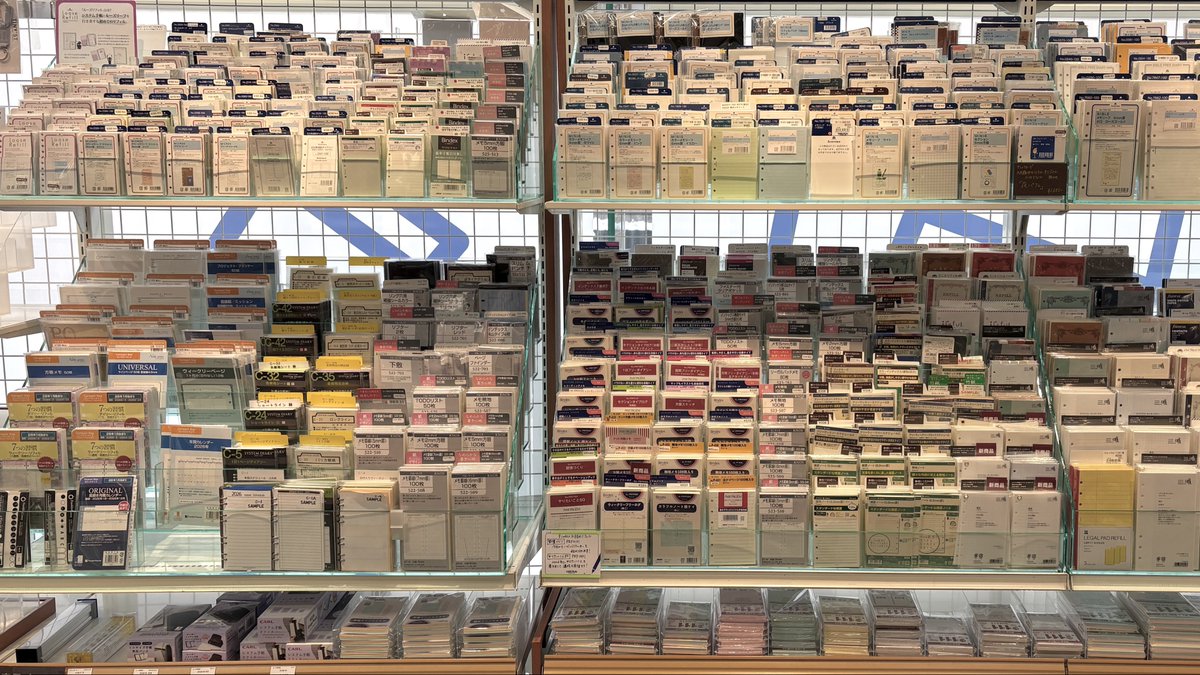 ikigaau's tweet image. 다이어리3시간동안구경함