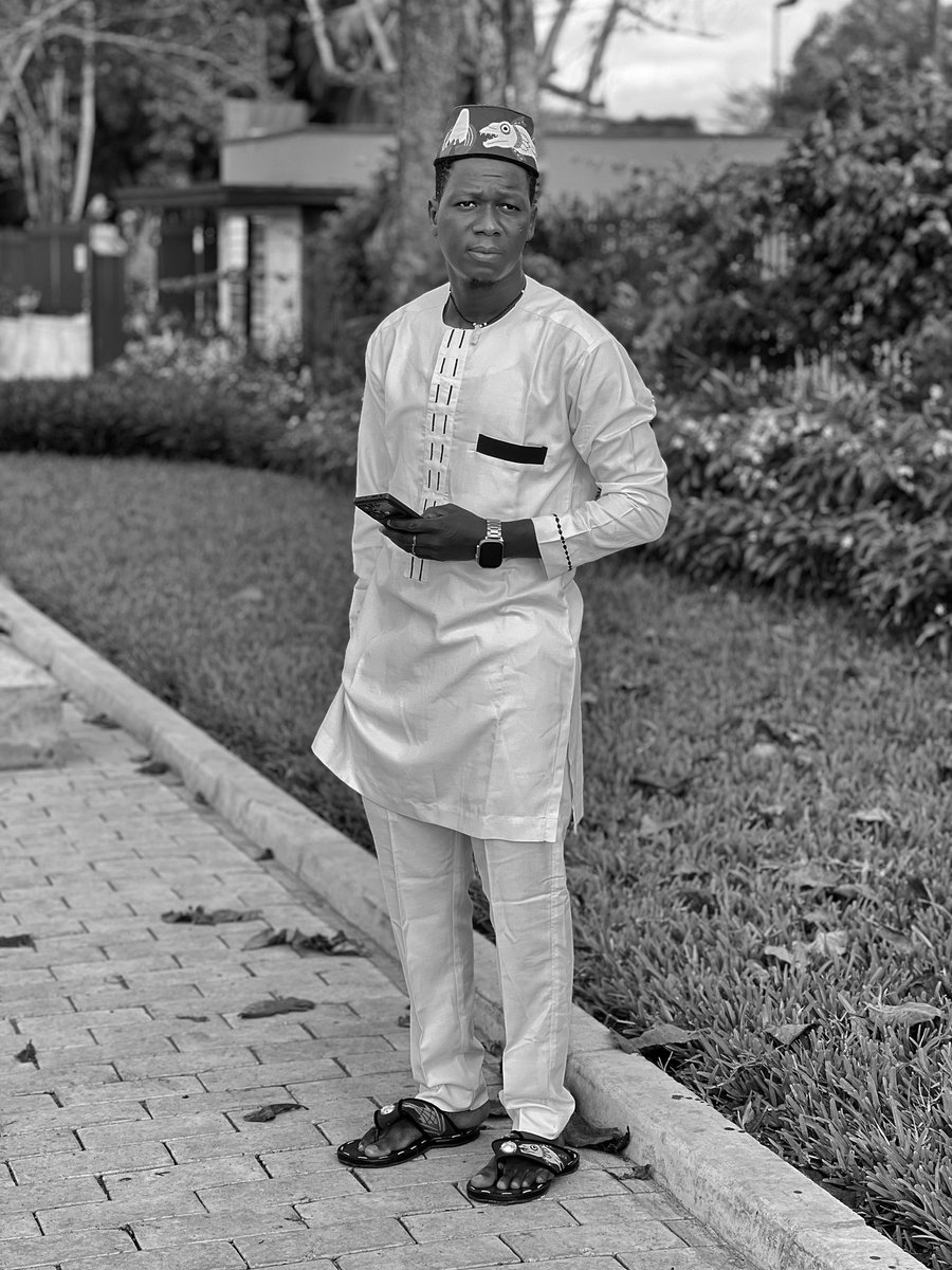 BehanzinRoyal's tweet photo. En cas d'égalité l'ancienneté compte!  ✊🏽

- Mahougnon Béhanzin Maurice 

#benin #Behanzin  #GuideTouristique #VodunDays #Dahomey #royal #MBMRoyal https://t.co/BiBi5c8Gr3