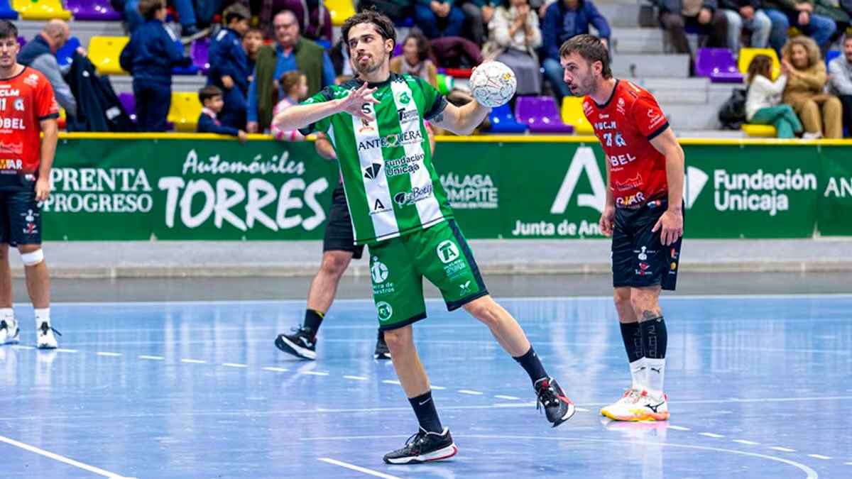 El BM Dólmenes, a por la novena victoria consecutiva en el último viaje del año 

➡️ cadenaser.com/andalucia/2025… 

💻 Más info en <a href="/SER_Antequera/">SER Andalucía Centro Antequera</a>