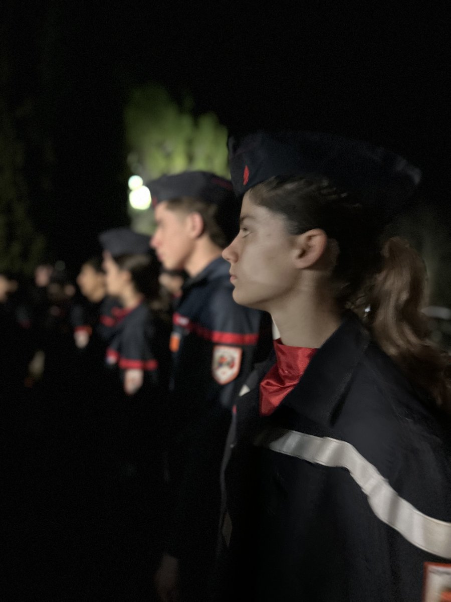 PompiersHerault's tweet image. #Happy|| Les valeurs n'attendent pas le nombre des années Ainsi pour ce mois de Sainte Barbe les Jeunes Sapeurs-Pompiers sont pleinement mobilisés aux côtés de leurs aînés 🫶

Les sapeurs-#pompiers &amp;amp; les #JSP de l'#Hérault vous souhaitent un bon week-end