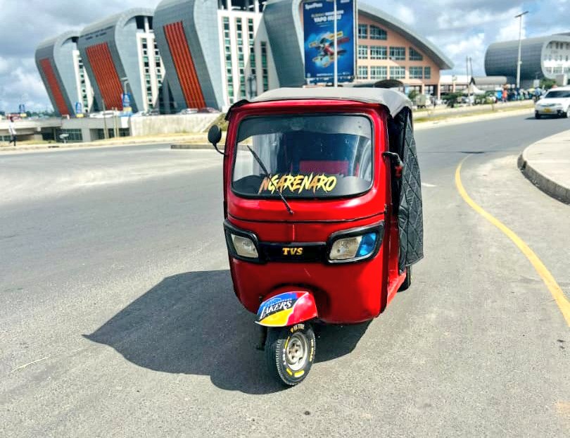 Eng_Matarra's tweet image. BAJAJ USED INAUZWA 

AINA - TVS KING 🔥🔥

REG" #CLU
▪️Engine safi 
▪️Starter Inapiga 
▪️Tairi zote mpya 
▪️Full Documents ✅️ 

#BEI - Tshs. 3,700,000

IPO DAR (Mikoani Tunasafirisha)

CALL 📞 📲-0793022184
WHATSAPP-0719542184