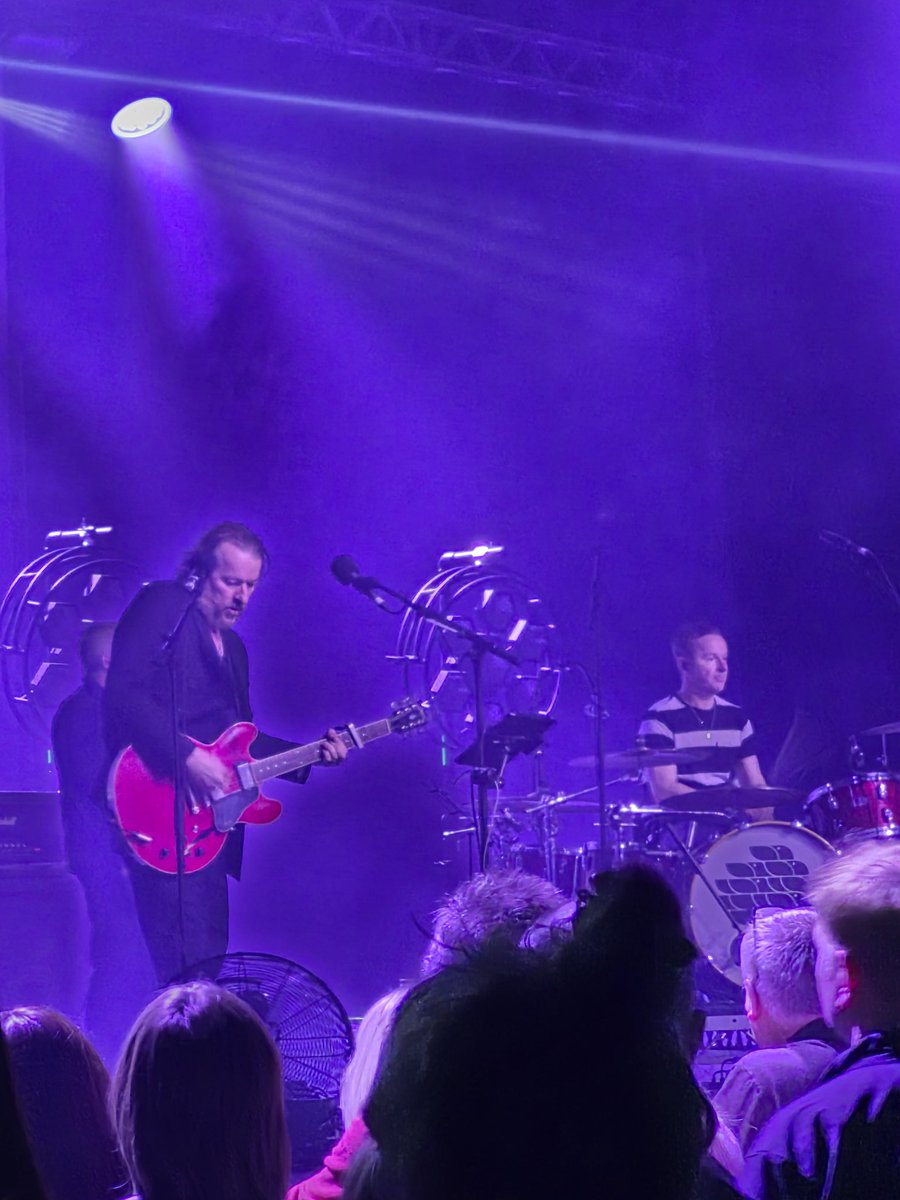 Superb gig by <a href="/dovesmusicblog/">Doves</a> in dundee last night.