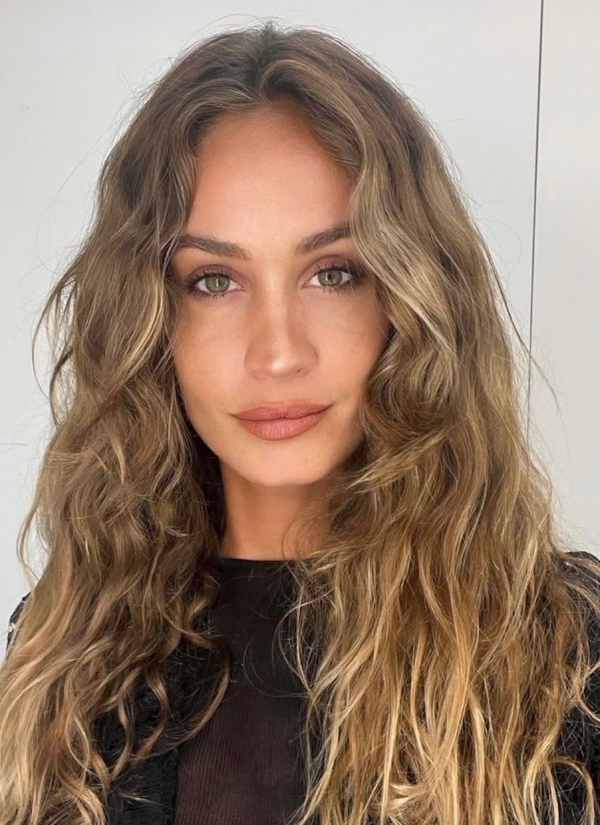 El “Equipo Ideal” de L'Oréal Paris Embajadores de la Marca, image size:873x1200