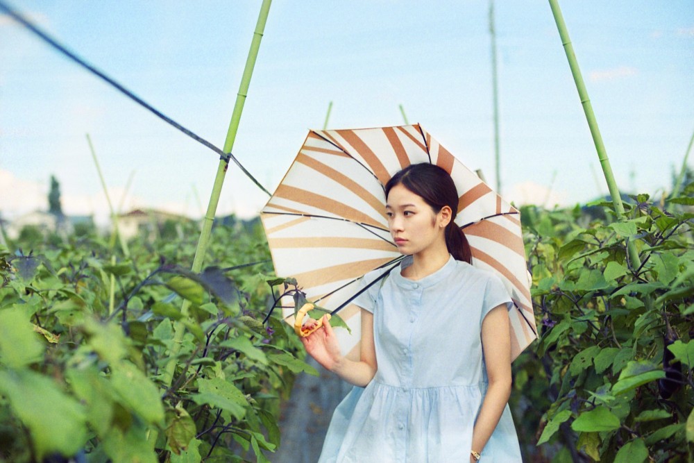 TokyoNewCinema's tweet image. 『#わたしの見ている世界が全て』（2023年／Tokyo New Cinema 制作）、佐近圭太郎 監督のインタビュー記事をご紹介。「怒りに近い気持ちがふつふつと込み上げてきた結果」出来上がった映画と語る、その真相とは。

diceplus.online/feature/215

#佐近圭太郎 #森田想 #新谷ゆづみ