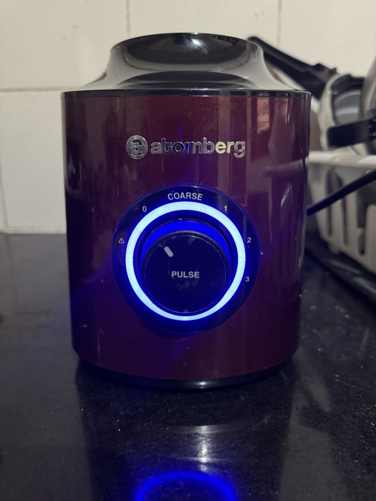 Amazing Mixer but the knob at centre felt like a classic example for great UI with not so great UX!

Clean, neat, aesthetic but hands in kitchen are often wet and a circular knob rotation is a worst operation. On top, it doesn’t have grip lines either!

<a href="/arindam___paul/">Arindam Paul</a>