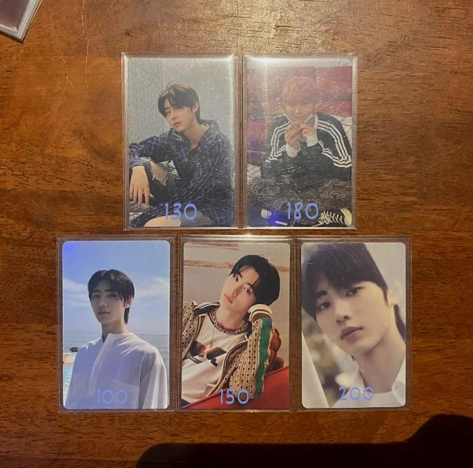 taehcartz's tweet photo. ★ wts lfb ph ★

⋆ ˚｡⋆ enhypen pcs !
   → price on pic
✰ prio payo / 3days dop
✰ good condi
✰ onhand
✰ jnt ; ggx
  ↷
     #yawi_sells ˊ-
# enha jungwon sunghoon heeseung sunoo d:d holo poke cheek dark blood wev ld manifesto jacket pc broadcast showcase ld little wishes https://t.co/7JiiScyvY3