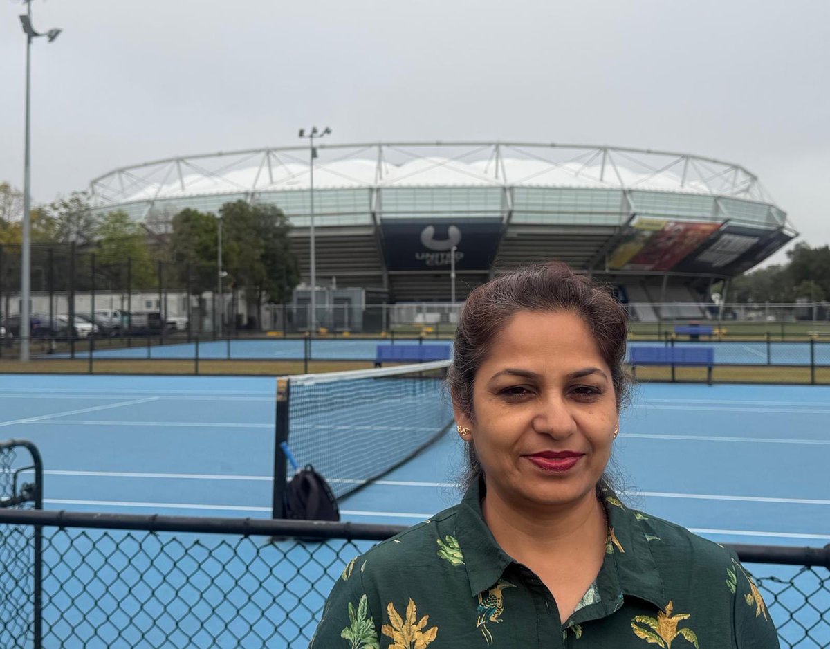 Shalini234's tweet photo. At #TennisWorld #Sydney https://t.co/SPHqhIGbaZ