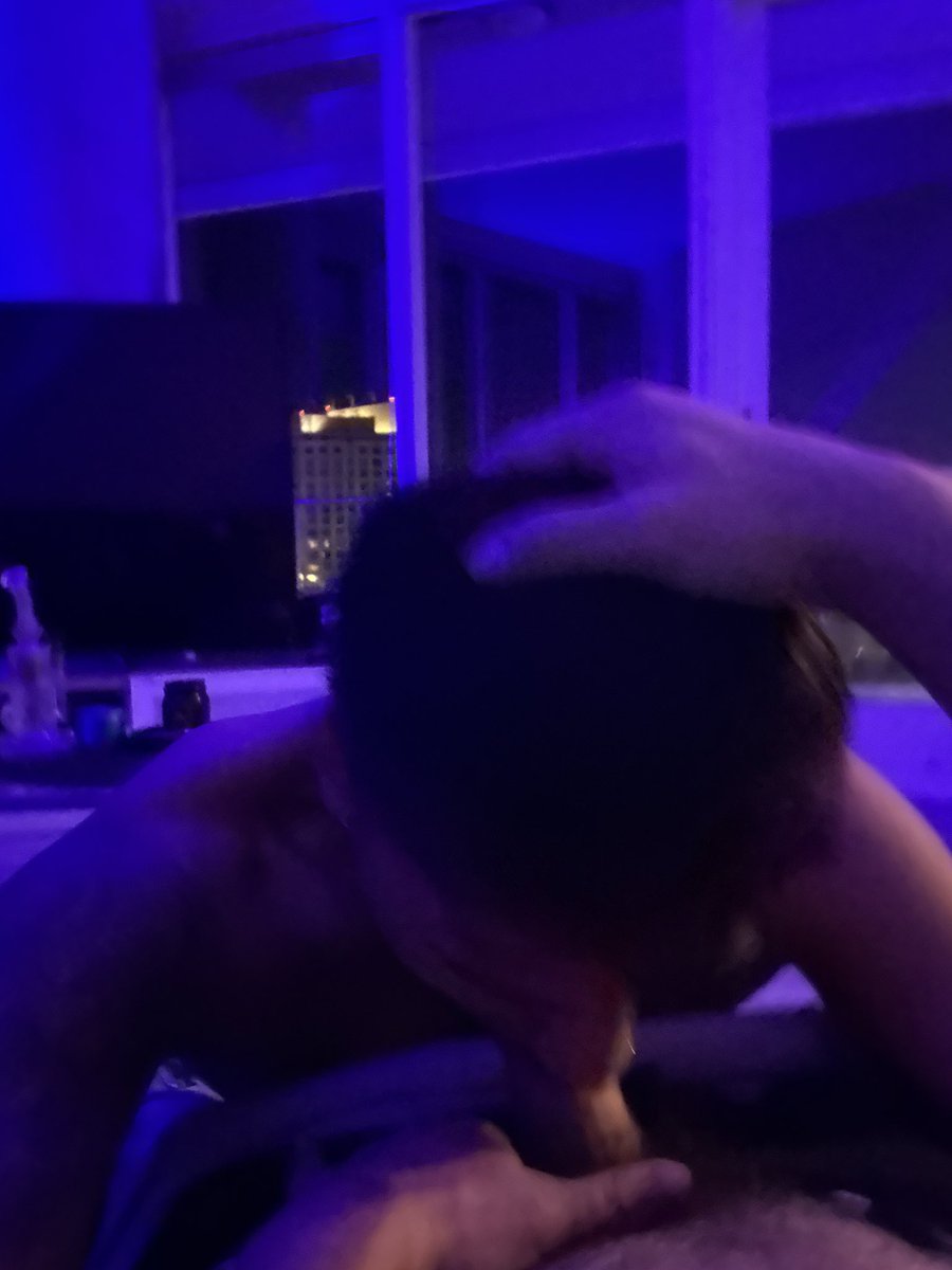 Elcheneroo's tweet photo. Daddy’s good boy 😍
(⬇️more of me ⬇️)
https://t.co/4PlVoYkxVb
#daddy #masc #latino #dldaddy #gaylatino #horny #hot #sexy https://t.co/w6GxcTn68k