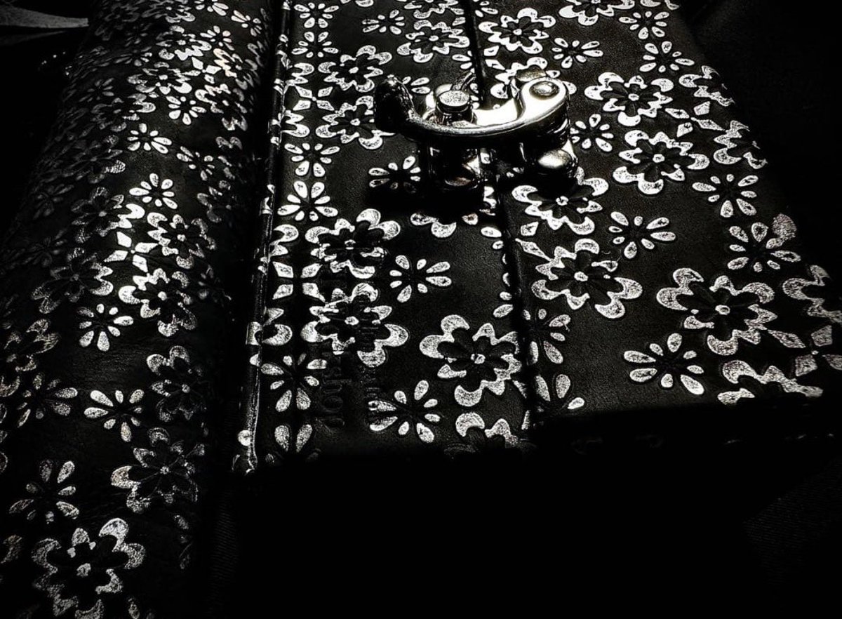 Pvt. Workshop/国内最高峰本革TCG BOX (@pvt_workshop) / Posts / X