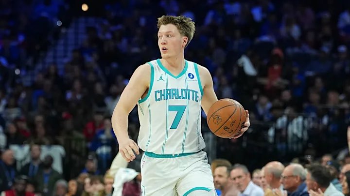 On est que le 13 décembre mais ce que fait Kon Knueppel chez les Hornets… 

🔸 33 points, 5 rebonds, 9 passes à 12/21 au tir contre les Bulls cette nuit. 

Clair favori au ROY, c’est impressionnant et pas que dans le jeu. 

La maturité de ses déclarations à la presse est folle !