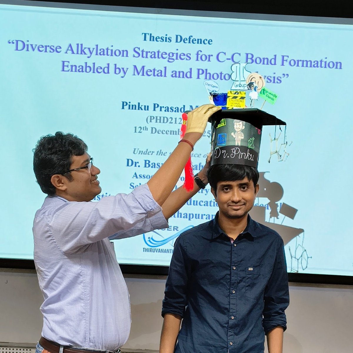 TheSahooGroup's tweet photo. #1 The first PhD🎓🎉
@PinkuprasadM has successfully defended his PhD thesis, becoming the first PhD graduate from our group — a defining milestone for us.
Sincere thanks to Prof. Volla @ChandraVolla (for conducting the viva) &amp; Prof. Engle @kearyengle for evaluating his thesis . https://t.co/LA3nxTY2We