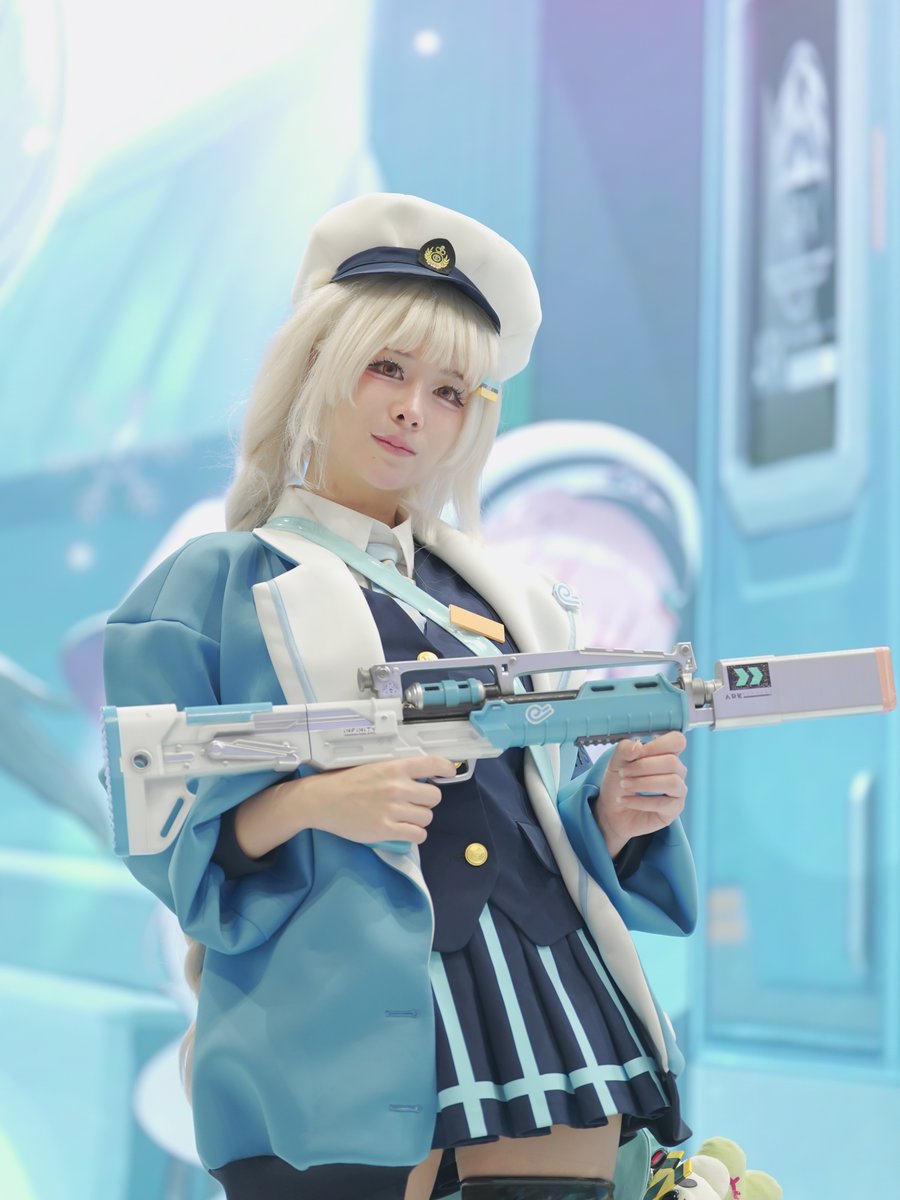 revolehy's tweet photo. COS: @jomi_cos_
승리의 여신: 니케 - 솔린: '프로스트 티켓'
📍: Anime X Game Festival 2025 | 🗓️: 2025.12.07.(일)
📷: SONY ILCE-7C + SEL70200GM2

#승리의여신니케 #니케 #솔린 #솔린프로스트티켓 #코스프레
#勝利の女神NIKKE #ソリン #コスプレ 
#NIKKE #Soline #SolineFrostTicket #AGF2025 https://t.co/bLj631SA8S