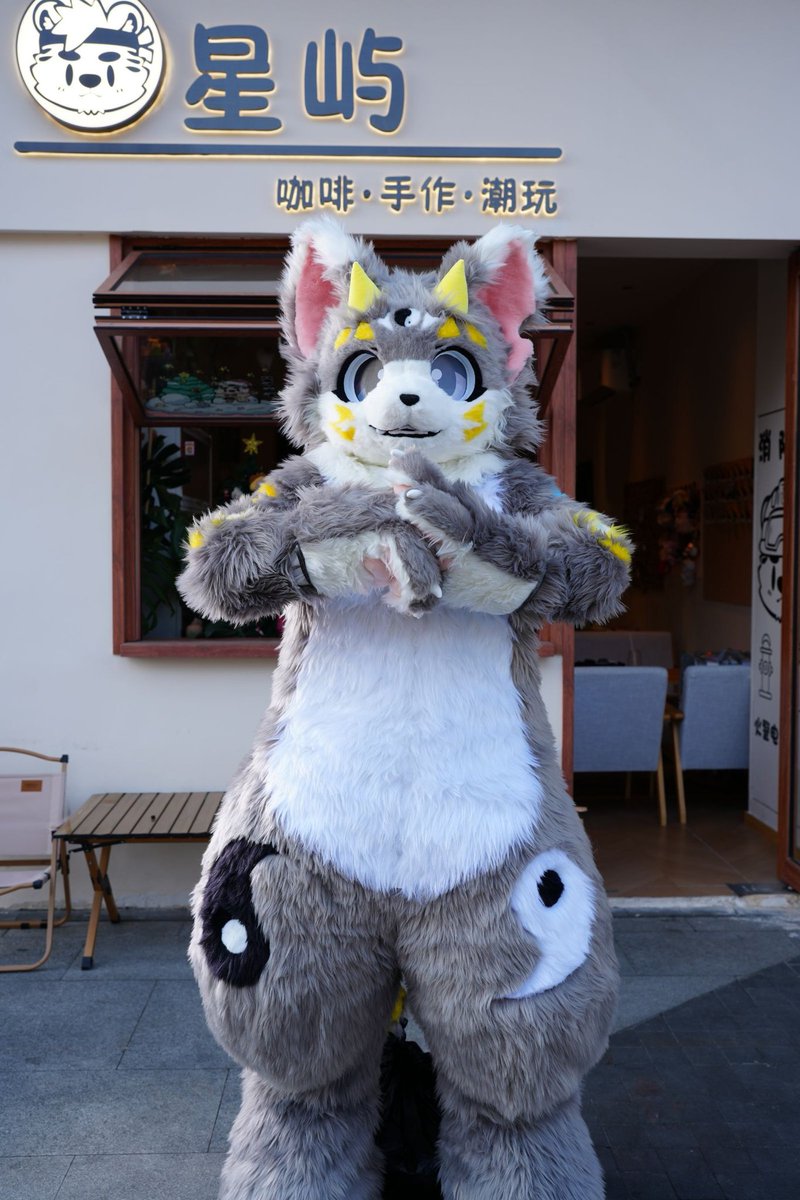 TSchnuffel's tweet image. 桃園三結義，承讓承讓