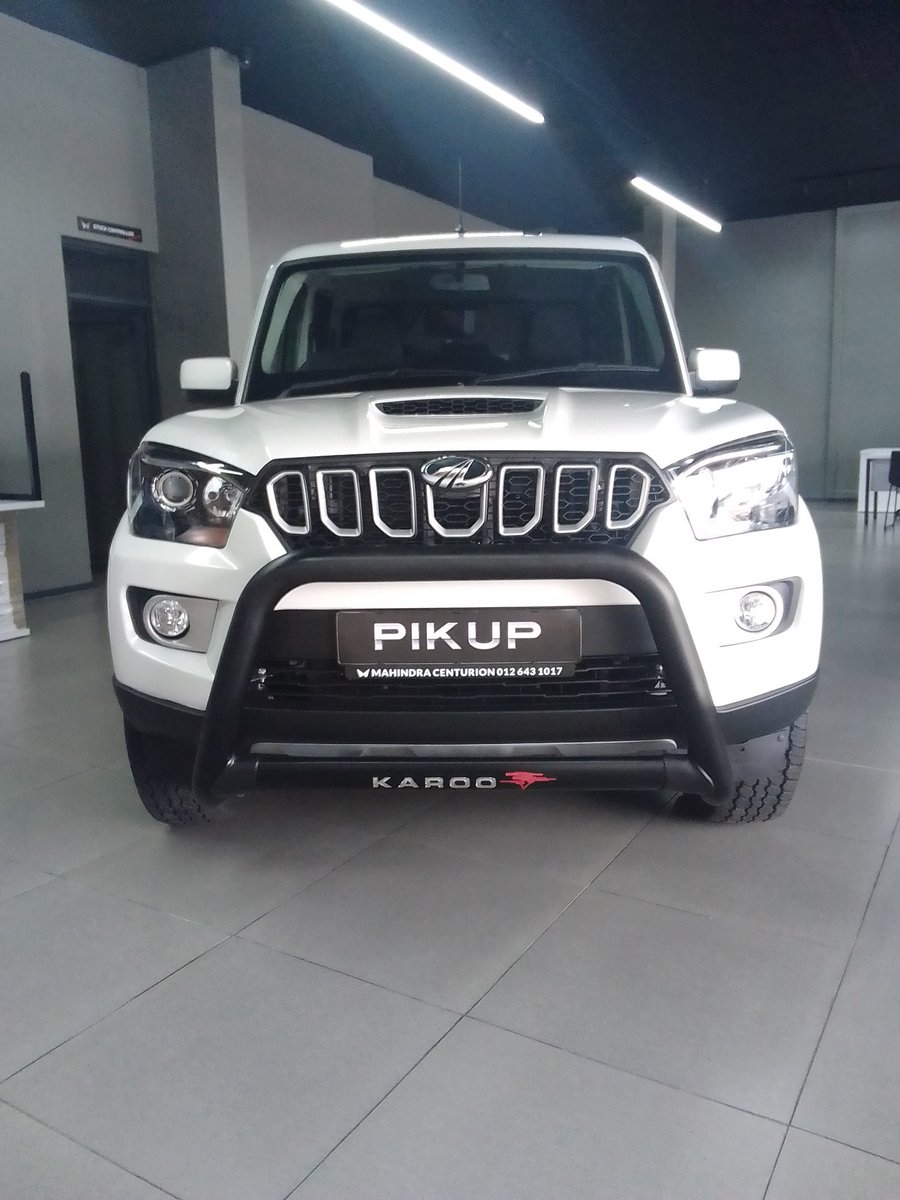 Kwandisa_'s tweet photo. Working ,the rain will not deter us .
Today's feature:
Mahindra 2.2 mHawk S6 , D/C, 4X4 Karoo , going for R479 449. Brand New 
Call on 0746890384. https://t.co/SSZxdwN2ze